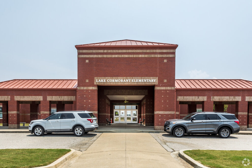 Home Lake Cormorant Elementary School